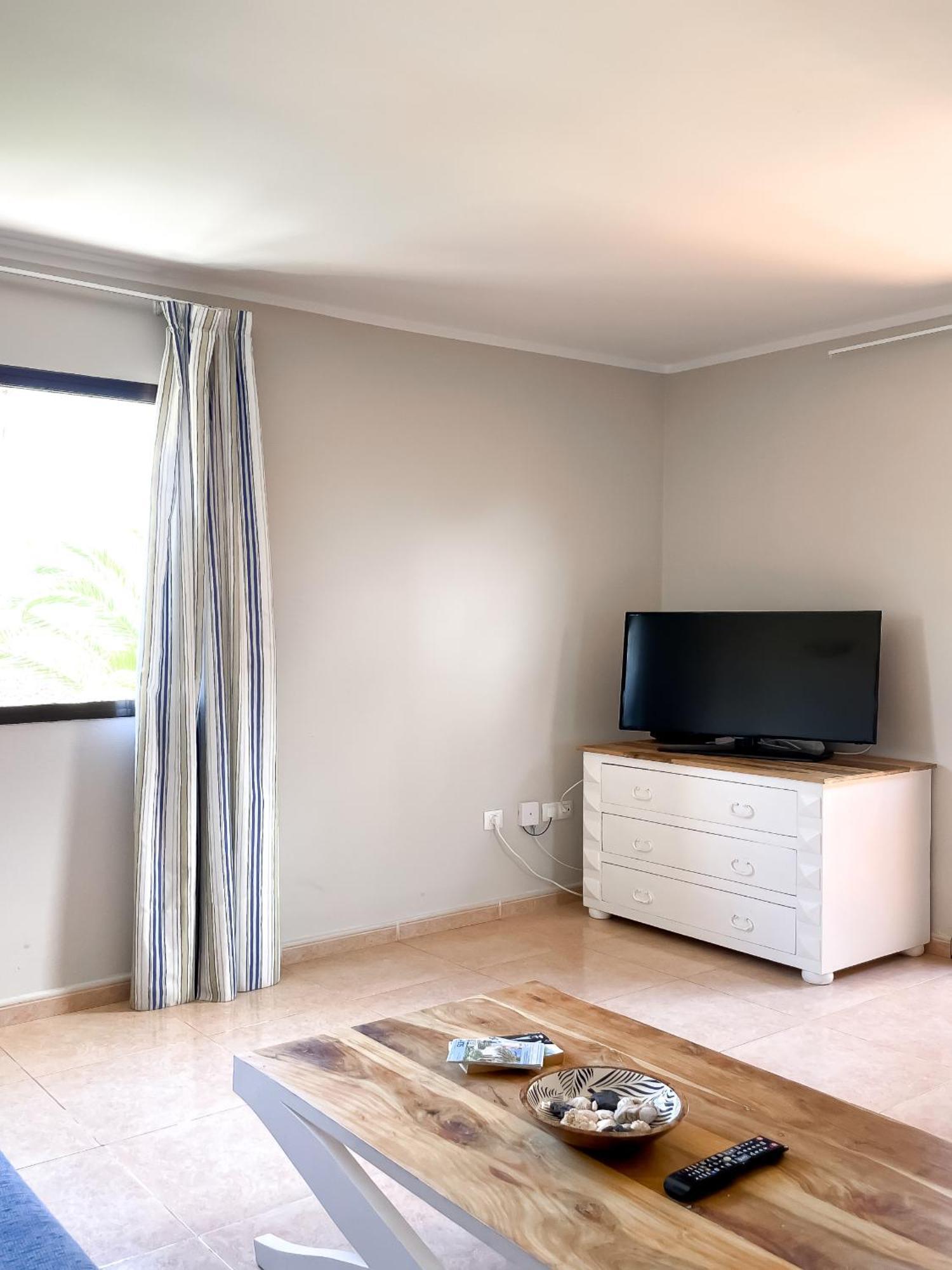 B-Rent Casa Angela Pool View Apartment Corralejo Luaran gambar